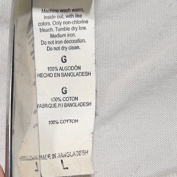 Mickey Mouse Fitted Tee Shirt Mens L Day of the Dead Themed ☠️ Off White - Picture 12 of 13